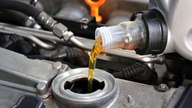 Top Synthetic Engine Oils in Pakistan
