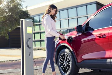 Get to know the Upcoming Plug in Hybrids 2020 vehicles, expected to be available in the fall of 2019, list inlcudes Cars, Suvs and Crossover hybrids.