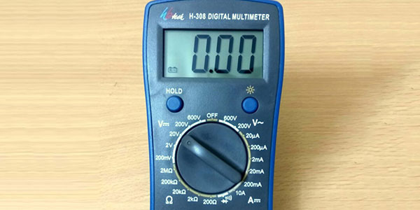 Set Multimeter at 20v Volt