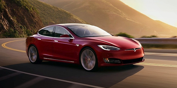 Tesla CEO Elon Musk blasts reports blaming Autopilot for deadly Model S crash as 'completely false'