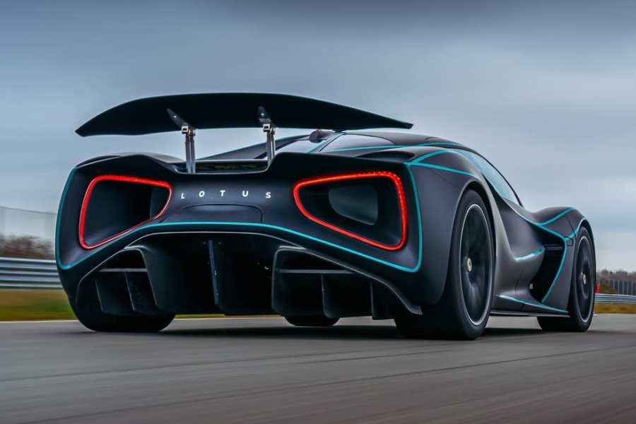 The 7 Electric Cars We’re Most Excited to Drive in the Future