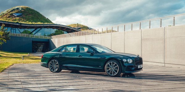 2022 Bentley Flying Spur Hybrid First Look: Plugging Toward an Electric Future