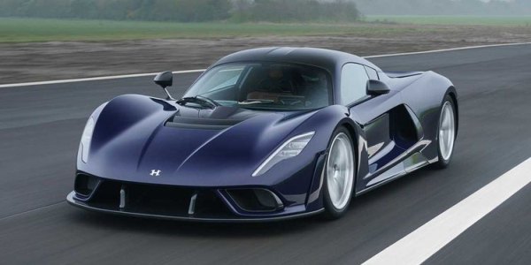 The 10 Most Ridiculously Power-to-Weight Ratio American Sports Cars