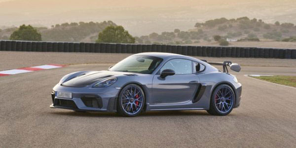 Porsche unveils a new model of sports car with the genes of a race car 1