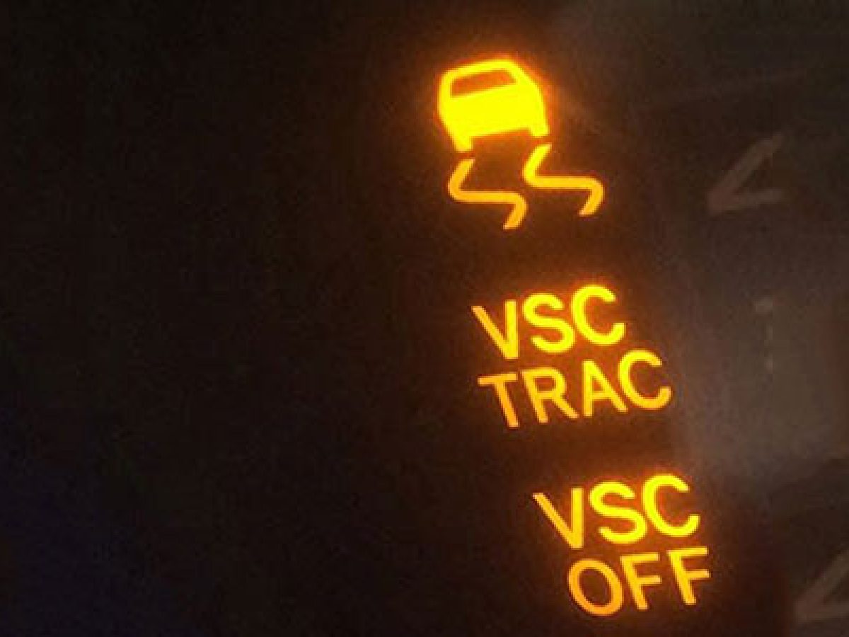 Toyota Rav4 Check Engine Light Vsc And 4wd On All About Cars News Gadgets Tips